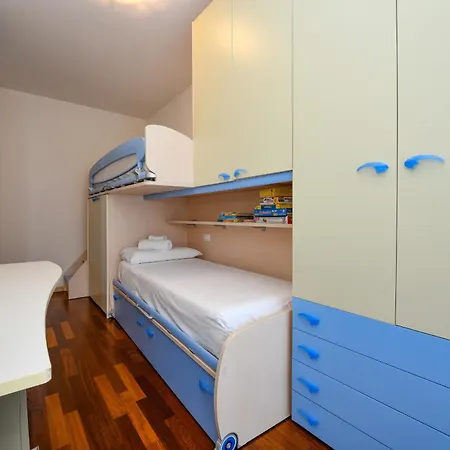 Desenzanoloft Official Partner Marriott Homes & - Co2 In Vistalago With 5 Pools Apartment