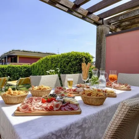 Co2 In Vistalago With 5 Pools Desenzanoloft Official Partner Homes & By Marriott Bonvoy